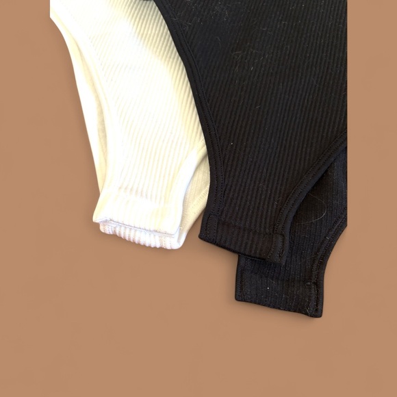 NWT White and Black Ribbed Bodysuit - Picture 3 of 3